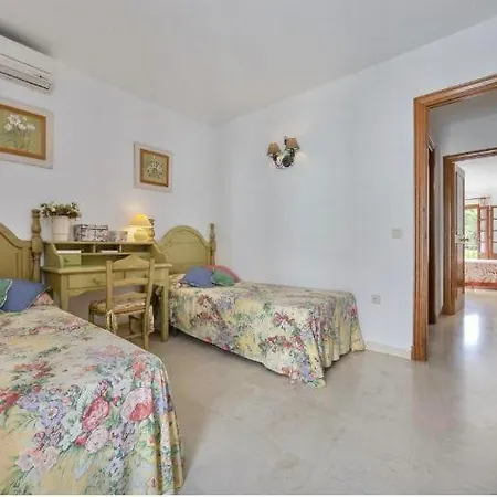 En Zona Avenida Litoral Holiday home