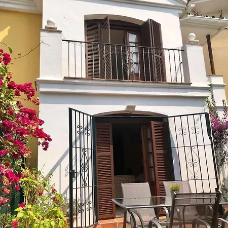 En Zona Avenida Litoral Feriehus Estepona